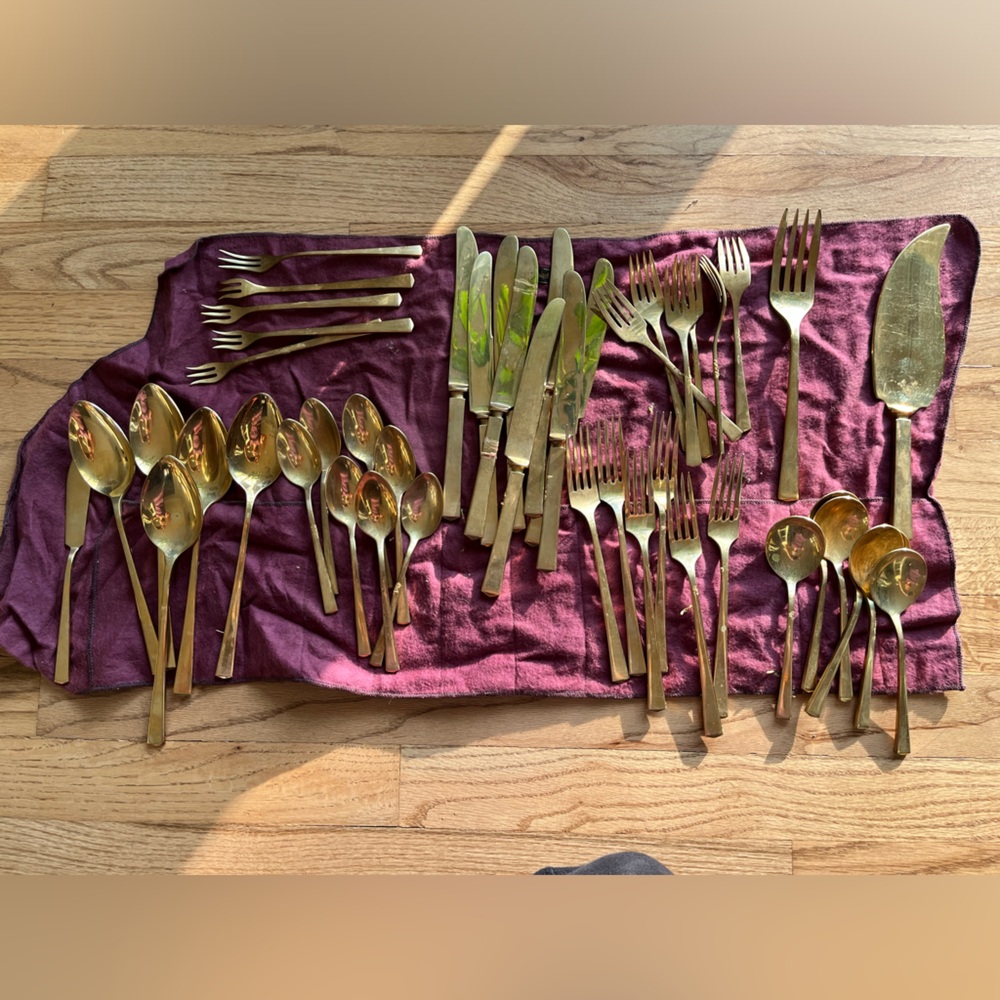 Dirilyte Gold Flatware (48 pieces)